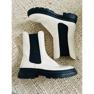 Tamaris Womens Midi Boot Cream Black Lug Sole Size EU41 Leather Chelsea boot